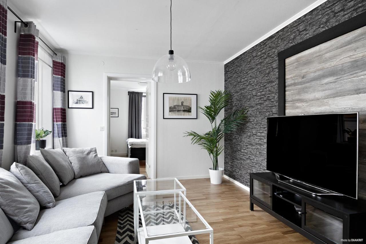 Hernoerum Storgatan - Centrala Laegenheter Harnosand Bagian luar foto