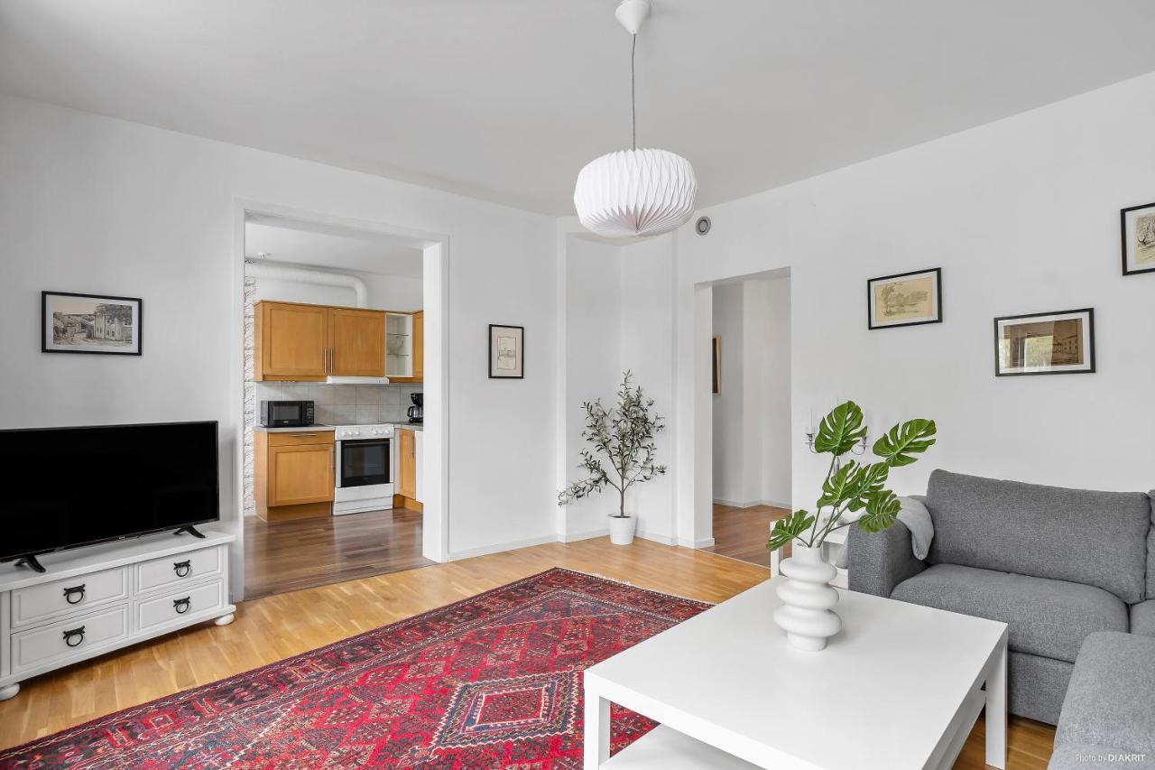 Hernoerum Storgatan - Centrala Laegenheter Harnosand Bagian luar foto