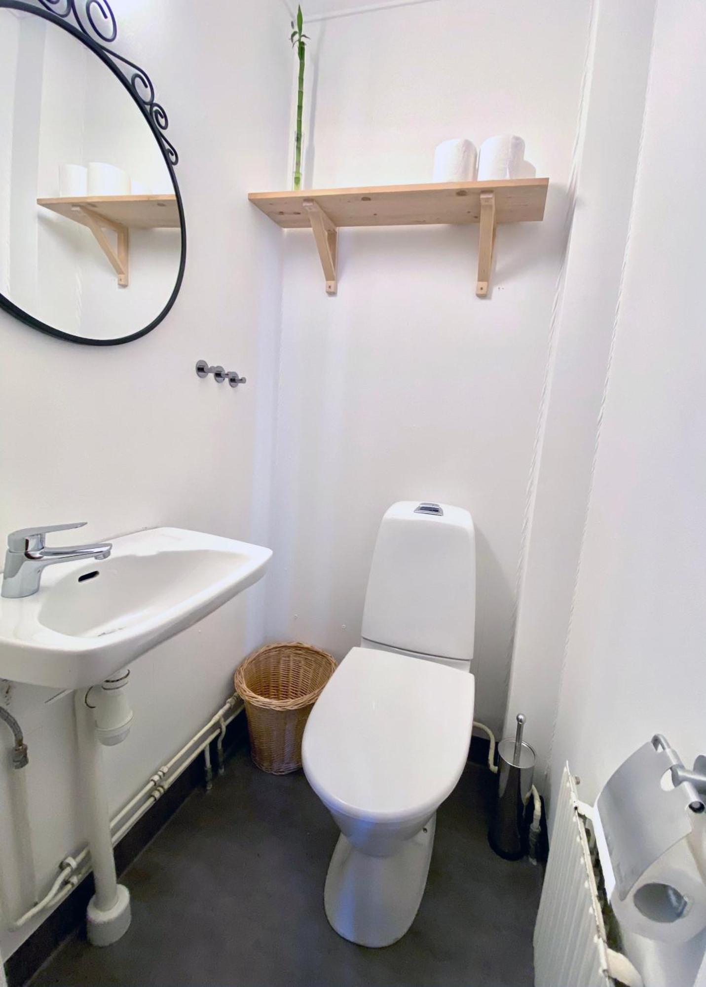 Hernoerum Storgatan - Centrala Laegenheter Harnosand Ruang foto